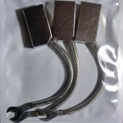 Легковес графитовых щеток 6GE-40Y-40P низкого сопротивления высокой плотности МАРШАЛЛОВЫХ ОСТРОВОВ серебряный